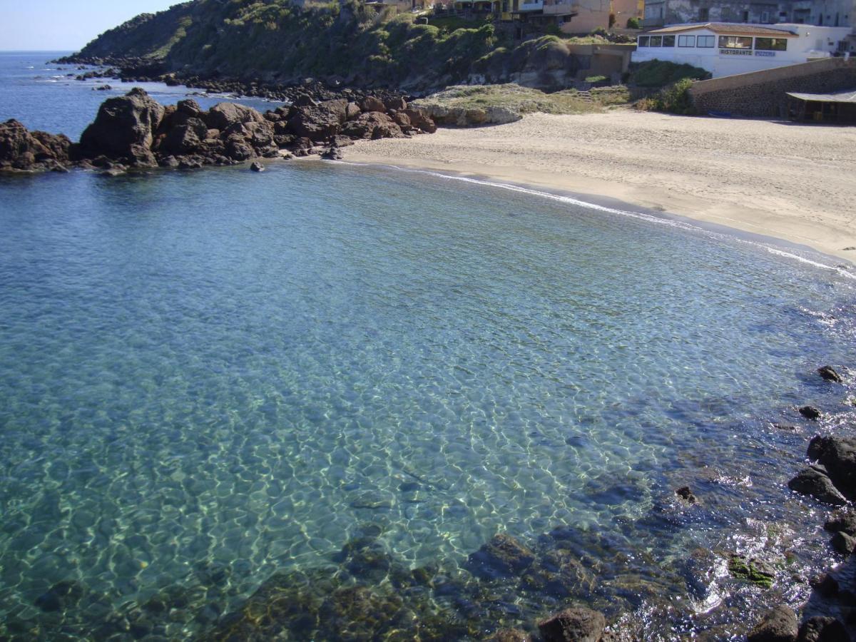 Grazioso Attico Vicino Alla Spiaggia E Al Centro カステルサルド エクステリア 写真